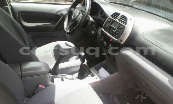 Acheter Occasion Voiture Toyota RAV4 Bleu à N'Djamena au Tchad Acheter Occasion Voiture Toyota RAV4 Bleu à N'Djamena au Tchad