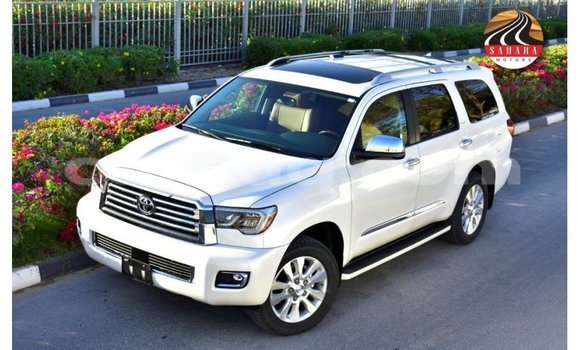 Acheter Import Voiture Toyota Sequoia Blanc à Import - Dubai, Barh el Gazel Acheter Import Voiture Toyota Sequoia Blanc à Import - Dubai, Barh el Gazel