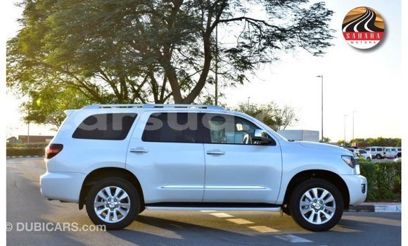 Acheter Import Voiture Toyota Sequoia Blanc à Import - Dubai, Barh el Gazel Acheter Import Voiture Toyota Sequoia Blanc à Import - Dubai, Barh el Gazel