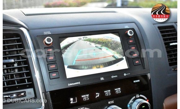 Acheter Import Voiture Toyota Sequoia Blanc à Import - Dubai, Barh el Gazel Acheter Import Voiture Toyota Sequoia Blanc à Import - Dubai, Barh el Gazel