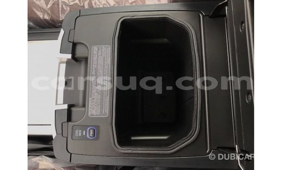 Buy Import Toyota Land Cruiser White Car in Import - Dubai in Barh el Gazel Buy Import Toyota Land Cruiser White Car in Import - Dubai in Barh el Gazel