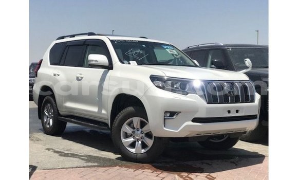 Acheter Import Voiture Toyota Prado Blanc à Import - Dubai, Barh el Gazel Acheter Import Voiture Toyota Prado Blanc à Import - Dubai, Barh el Gazel