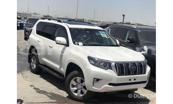 Acheter Import Voiture Toyota Prado Blanc à Import - Dubai, Barh el Gazel Acheter Import Voiture Toyota Prado Blanc à Import - Dubai, Barh el Gazel