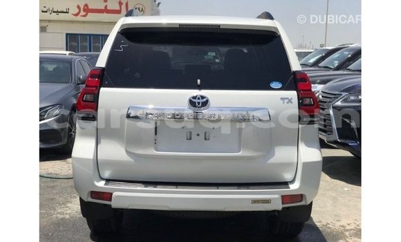 Acheter Import Voiture Toyota Prado Blanc à Import - Dubai, Barh el Gazel Acheter Import Voiture Toyota Prado Blanc à Import - Dubai, Barh el Gazel
