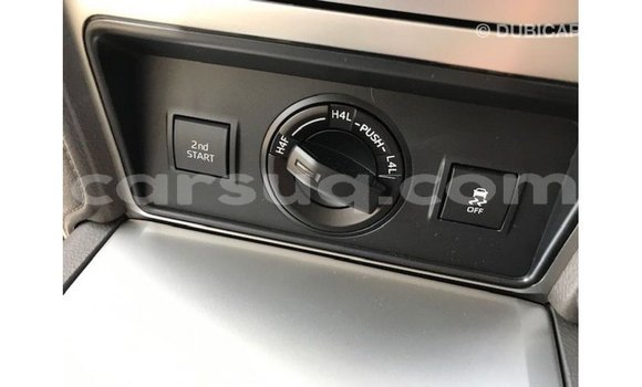 Acheter Import Voiture Toyota Prado Blanc à Import - Dubai, Barh el Gazel Acheter Import Voiture Toyota Prado Blanc à Import - Dubai, Barh el Gazel