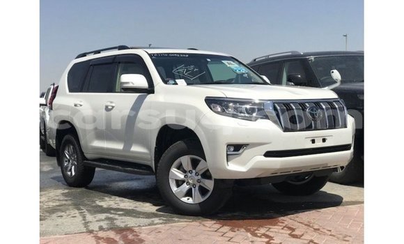 Acheter Import Voiture Toyota Prado Blanc à Import - Dubai, Barh el Gazel Acheter Import Voiture Toyota Prado Blanc à Import - Dubai, Barh el Gazel