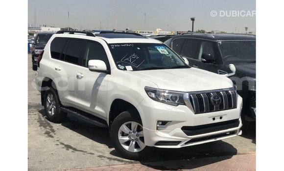 Acheter Import Voiture Toyota Prado Blanc à Import - Dubai, Barh el Gazel Acheter Import Voiture Toyota Prado Blanc à Import - Dubai, Barh el Gazel
