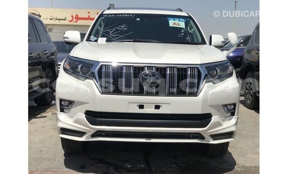 Acheter Import Voiture Toyota Prado Blanc à Import - Dubai, Barh el Gazel Acheter Import Voiture Toyota Prado Blanc à Import - Dubai, Barh el Gazel