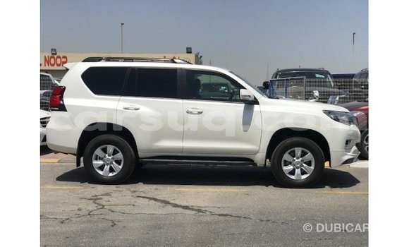 Acheter Import Voiture Toyota Prado Blanc à Import - Dubai, Barh el Gazel Acheter Import Voiture Toyota Prado Blanc à Import - Dubai, Barh el Gazel