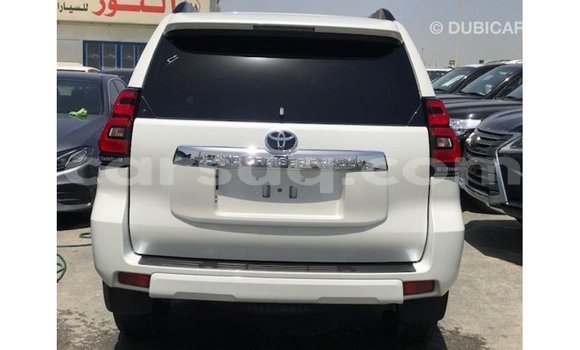 Acheter Import Voiture Toyota Prado Blanc à Import - Dubai, Barh el Gazel Acheter Import Voiture Toyota Prado Blanc à Import - Dubai, Barh el Gazel