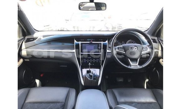 Buy Import Toyota Harrier Red Car in Import - Dubai in Barh el Gazel Buy Import Toyota Harrier Red Car in Import - Dubai in Barh el Gazel