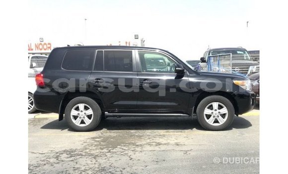 Acheter Import Voiture Toyota Land Cruiser Noir à Import - Dubai, Barh el Gazel Acheter Import Voiture Toyota Land Cruiser Noir à Import - Dubai, Barh el Gazel