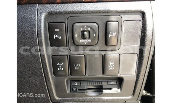 Acheter Import Voiture Toyota Land Cruiser Noir à Import - Dubai, Barh el Gazel Acheter Import Voiture Toyota Land Cruiser Noir à Import - Dubai, Barh el Gazel