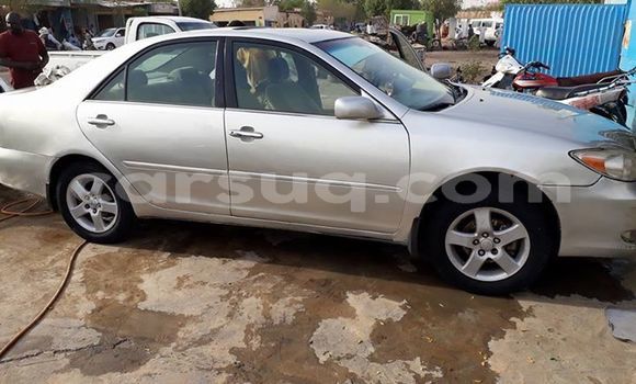 Acheter Occasion Voiture Toyota Camry Gris à Moundou au Tchad Acheter Occasion Voiture Toyota Camry Gris à Moundou au Tchad