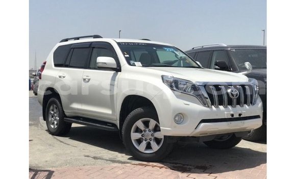 Acheter Import Voiture Toyota Prado Blanc à Import - Dubai, Barh el Gazel Acheter Import Voiture Toyota Prado Blanc à Import - Dubai, Barh el Gazel