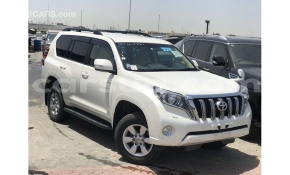 Acheter Import Voiture Toyota Prado Blanc à Import - Dubai, Barh el Gazel Acheter Import Voiture Toyota Prado Blanc à Import - Dubai, Barh el Gazel