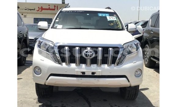 Acheter Import Voiture Toyota Prado Blanc à Import - Dubai, Barh el Gazel Acheter Import Voiture Toyota Prado Blanc à Import - Dubai, Barh el Gazel