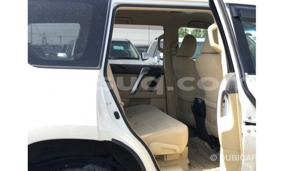 Acheter Import Voiture Toyota Prado Blanc à Import - Dubai, Barh el Gazel Acheter Import Voiture Toyota Prado Blanc à Import - Dubai, Barh el Gazel