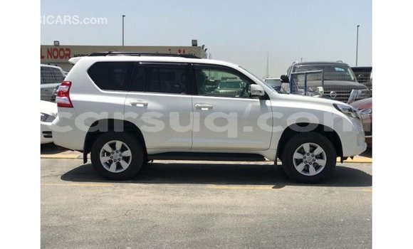 Acheter Import Voiture Toyota Prado Blanc à Import - Dubai, Barh el Gazel Acheter Import Voiture Toyota Prado Blanc à Import - Dubai, Barh el Gazel