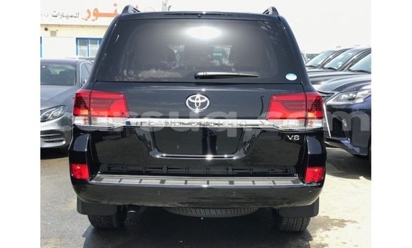 Acheter Import Voiture Toyota Land Cruiser Noir à Import - Dubai, Barh el Gazel Acheter Import Voiture Toyota Land Cruiser Noir à Import - Dubai, Barh el Gazel