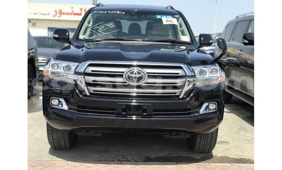 Acheter Import Voiture Toyota Land Cruiser Noir à Import - Dubai, Barh el Gazel Acheter Import Voiture Toyota Land Cruiser Noir à Import - Dubai, Barh el Gazel