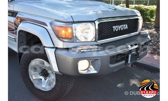 Acheter Import Voiture Toyota Land Cruiser Autre à Import - Dubai, Barh el Gazel Acheter Import Voiture Toyota Land Cruiser Autre à Import - Dubai, Barh el Gazel