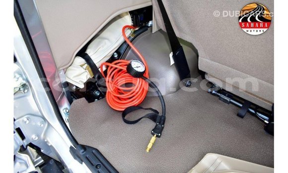 Acheter Import Voiture Toyota Land Cruiser Autre à Import - Dubai, Barh el Gazel Acheter Import Voiture Toyota Land Cruiser Autre à Import - Dubai, Barh el Gazel