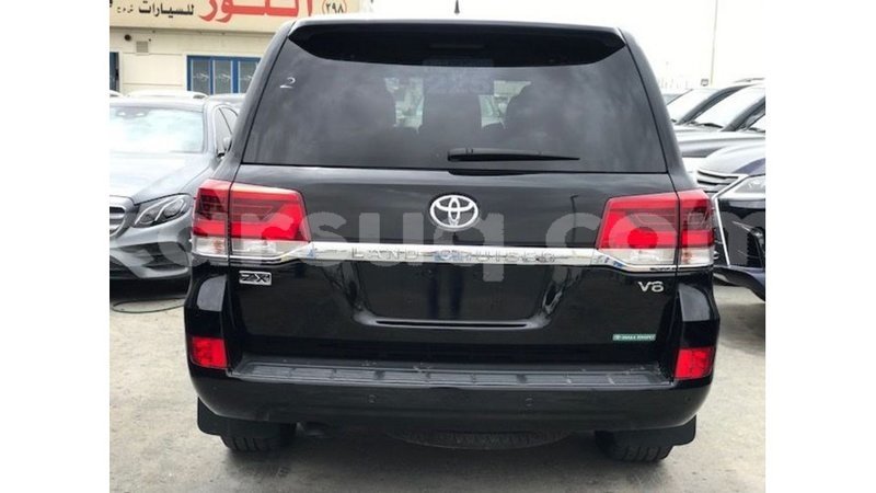 Big with watermark toyota land cruiser barh el gazel import dubai 3129