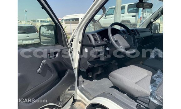 Buy Import Toyota Hiace White Car in Import - Dubai in Barh el Gazel Buy Import Toyota Hiace White Car in Import - Dubai in Barh el Gazel