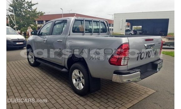 Buy Import Toyota Hilux Brown Car in Import - Dubai in Barh el Gazel Buy Import Toyota Hilux Brown Car in Import - Dubai in Barh el Gazel
