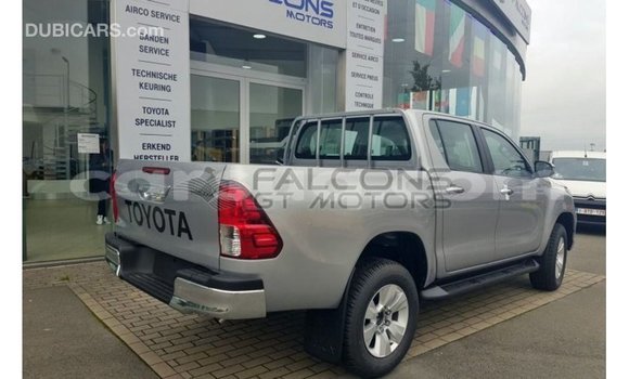 Buy Import Toyota Hilux Brown Car in Import - Dubai in Barh el Gazel Buy Import Toyota Hilux Brown Car in Import - Dubai in Barh el Gazel