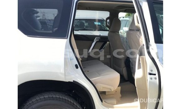 Acheter Import Voiture Toyota Prado Blanc à Import - Dubai, Barh el Gazel Acheter Import Voiture Toyota Prado Blanc à Import - Dubai, Barh el Gazel