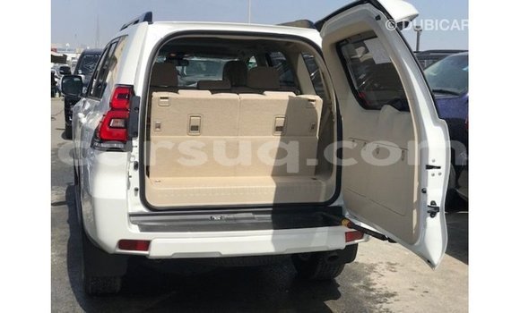 Acheter Import Voiture Toyota Prado Blanc à Import - Dubai, Barh el Gazel Acheter Import Voiture Toyota Prado Blanc à Import - Dubai, Barh el Gazel