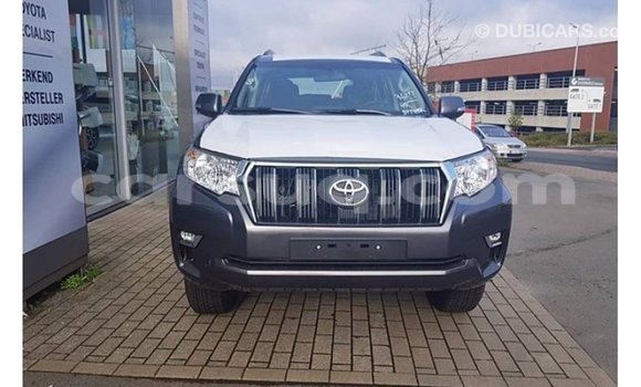 Buy Import Toyota Prado Black Car in Import - Dubai in Barh el Gazel Buy Import Toyota Prado Black Car in Import - Dubai in Barh el Gazel