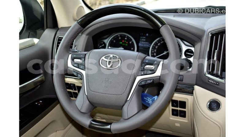 Big with watermark toyota land cruiser barh el gazel import dubai 3140