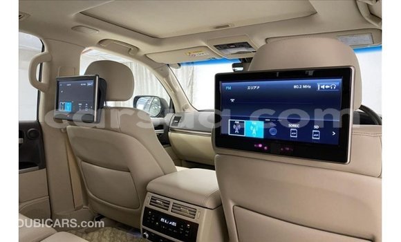 Acheter Import Voiture Toyota Land Cruiser Noir à Import - Dubai, Barh el Gazel Acheter Import Voiture Toyota Land Cruiser Noir à Import - Dubai, Barh el Gazel