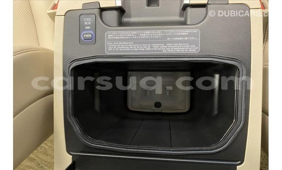 Acheter Import Voiture Toyota Land Cruiser Noir à Import - Dubai, Barh el Gazel Acheter Import Voiture Toyota Land Cruiser Noir à Import - Dubai, Barh el Gazel