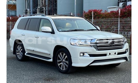 Acheter Import Voiture Toyota Land Cruiser Blanc à Import - Dubai, Barh el Gazel Acheter Import Voiture Toyota Land Cruiser Blanc à Import - Dubai, Barh el Gazel