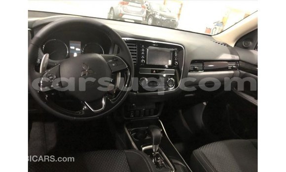 Acheter Import Voiture Mitsubishi Outlander Noir à Import - Dubai, Barh el Gazel Acheter Import Voiture Mitsubishi Outlander Noir à Import - Dubai, Barh el Gazel