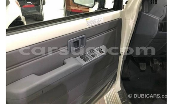 Buy Import Toyota Land Cruiser White Car in Import - Dubai in Barh el Gazel Buy Import Toyota Land Cruiser White Car in Import - Dubai in Barh el Gazel