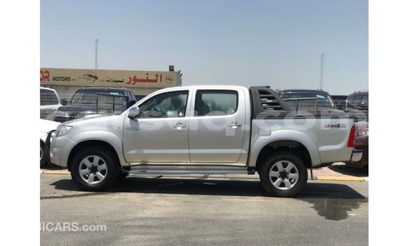 Acheter Import Voiture Toyota Hilux Autre à Import - Dubai, Barh el Gazel Acheter Import Voiture Toyota Hilux Autre à Import - Dubai, Barh el Gazel