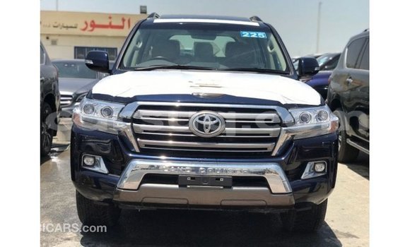 Acheter Import Voiture Toyota Land Cruiser Bleu à Import - Dubai, Barh el Gazel Acheter Import Voiture Toyota Land Cruiser Bleu à Import - Dubai, Barh el Gazel