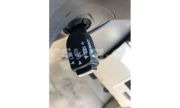 Acheter Import Voiture Toyota Land Cruiser Bleu à Import - Dubai, Barh el Gazel Acheter Import Voiture Toyota Land Cruiser Bleu à Import - Dubai, Barh el Gazel