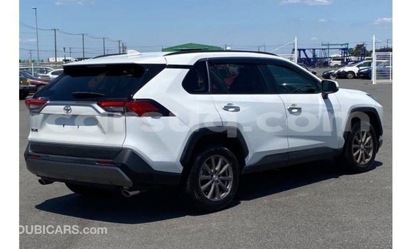 Acheter Import Voiture Toyota 4Runner Blanc à Import - Dubai, Barh el Gazel Acheter Import Voiture Toyota 4Runner Blanc à Import - Dubai, Barh el Gazel