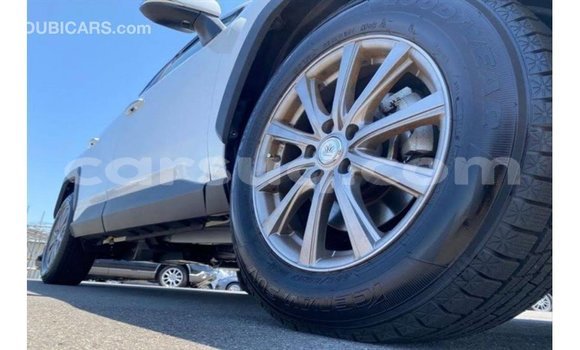 Acheter Import Voiture Toyota 4Runner Blanc à Import - Dubai, Barh el Gazel Acheter Import Voiture Toyota 4Runner Blanc à Import - Dubai, Barh el Gazel