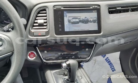 Acheter Import Moto Honda C Blanc à Import - Dubai, Barh el Gazel Acheter Import Moto Honda C Blanc à Import - Dubai, Barh el Gazel