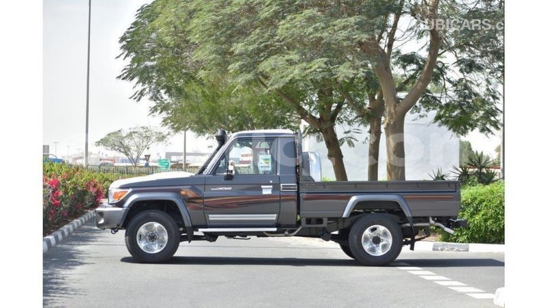Big with watermark toyota land cruiser barh el gazel import dubai 3197