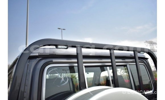 Acheter Import Voiture Toyota Land Cruiser Autre à Import - Dubai, Barh el Gazel Acheter Import Voiture Toyota Land Cruiser Autre à Import - Dubai, Barh el Gazel