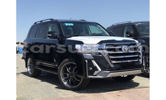 Acheter Import Voiture Toyota Land Cruiser Noir à Import - Dubai, Barh el Gazel Acheter Import Voiture Toyota Land Cruiser Noir à Import - Dubai, Barh el Gazel