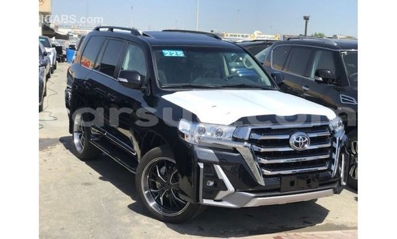 Acheter Import Voiture Toyota Land Cruiser Noir à Import - Dubai, Barh el Gazel Acheter Import Voiture Toyota Land Cruiser Noir à Import - Dubai, Barh el Gazel
